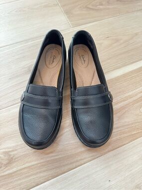 Clarks Black Leather Loafers Womens 8 Ultimate Comfort Slip On Walking Shoes